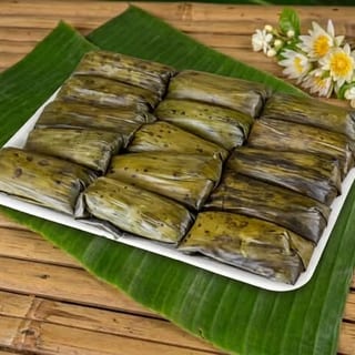Steamed Tapioca Dumpling Filled with Pork Belly & Shrimp (Bánh Bột Lọc) To-Go Only