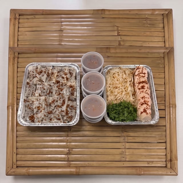 Steam rice paper with Ground Pork (Bánh Cuốn Thịt Chả Lụa).